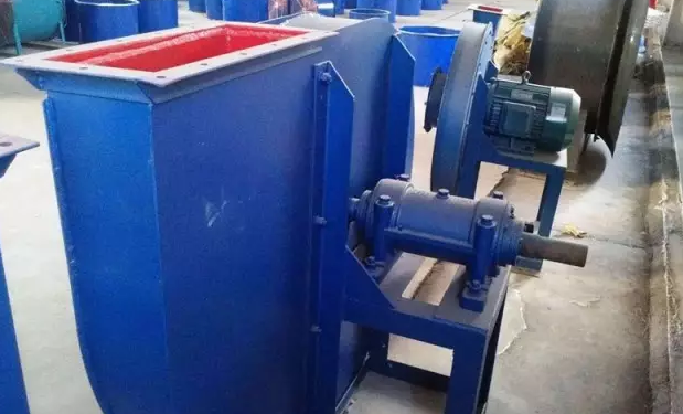 回轉(zhuǎn)風(fēng)機(jī)為什么會(huì)漏油呢？